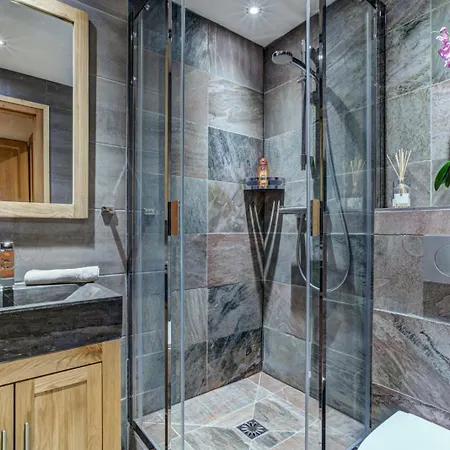 Alpine Luxury Chalet In * 伊施格尔